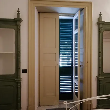 Bed & Breakfast Agora & 4*