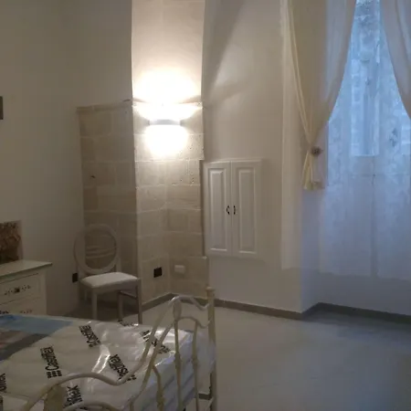 Agora & Bed & Breakfast 4*