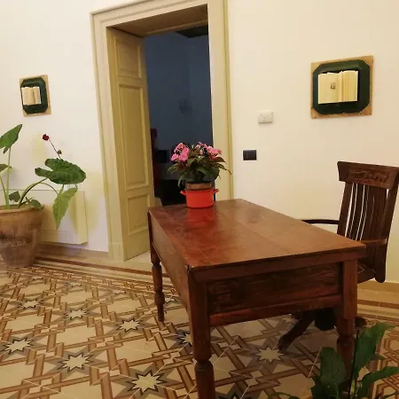 Bed & Breakfast Agora & 4*