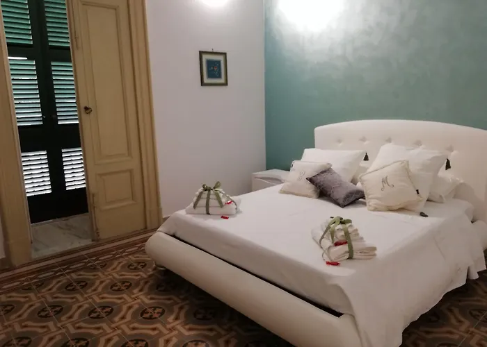 Alojamento de Acomodação e Pequeno-almoço Agorà Suites&apartments