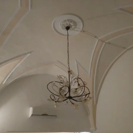 Agora & לינה וארוחת בוקר מנדוריה