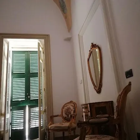 Agora & Bed & Breakfast
